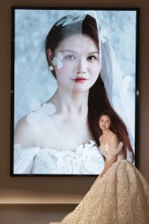 -乐派诗婚纱摄影