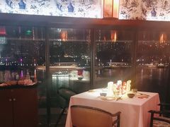-悦江(梅奔中心店)