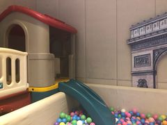 -三亚湾海居铂尔曼度假酒店