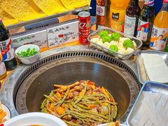 -山河屯铁锅炖·非遗东北菜(南山店)