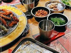 -青瓦炭韩潮烤肉(花园道店)