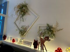 -春树下·树屋花房西餐厅(罍街AS1980店)