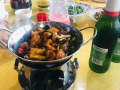 -鲤鱼塘农家山庄