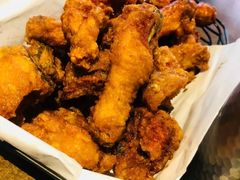 -BHC炸鸡(明洞总店)