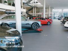 -北京鹏龙大道奔驰4S店(纪家庙店)