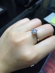 -威德钻石-克拉钻大本营(南京东路店)