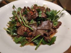 香菜拌卤牛肉-金利来酒家(劳动西路店)