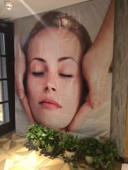 -PE SALON