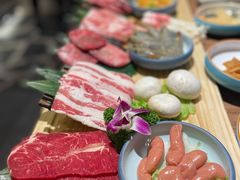 -明洞阿姨·韩式酱蟹烤肉·创意料理(三元桥店)