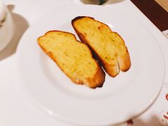 蒜香面包-爱丽丝牛排西餐厅(光谷步行街店)