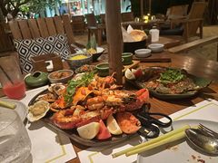 -三亚艾迪逊酒店·海滩烧烤 BARBACOA·现场乐队·浪漫晚餐·烧烤海鲜