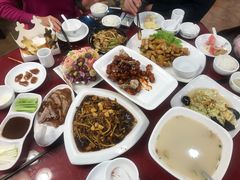 -六和聚传统烤鸭.天津菜(和平店)
