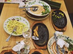 -萨莉亚意式餐厅(特力时尚汇店)