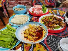 -弘烨 贵州酸汤 鱼火锅(东财店)