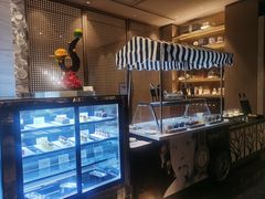 -大中华希尔顿酒店-念自助餐·嗨啤·小龙虾