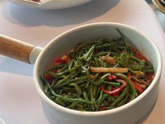 豆角人家-鱼翅楼·津派砂锅鱼翅(水上公园店)
