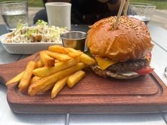 -三勾JJJ Burger&Coffee(梅溪湖店)