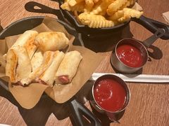 -必胜客(打浦桥日月光店)