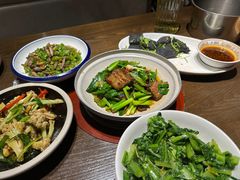 -廖师傅大蒜炒腊肉(袁家岭店)