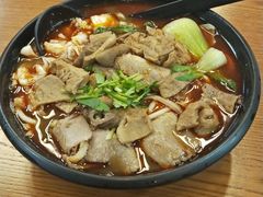 至尊麻辣全牛粉-鑫花溪牛肉米粉(凤凰街创始总店)