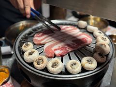 黑松露口蘑-草家酱蟹炭火烤肉店(珲春南路二店)