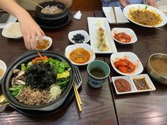 -釜山豚骨汤饭(芝罘万达广场店)