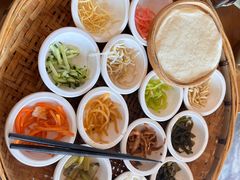 -包整·丝娃娃(一览甲秀楼风景店)