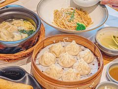 -馋三尺蟹粉小笼(人民广场店)