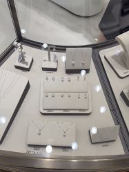 -RUANS阮仕珍珠(北京蓝色港湾店)