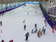 -乔波室内滑雪场
