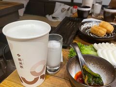 -湊湊火锅·茶憩(杭州湖滨银泰in77店)