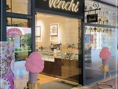 门面-VENCHI 闻绮(上海佛罗伦萨小镇店)