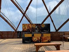 -怀托摩萤火虫洞