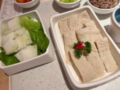 -左庭右院鲜牛肉火锅(环球港店)