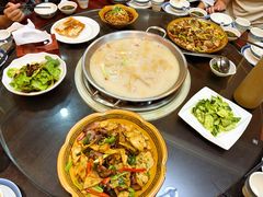 -老来福·非遗酸汤兔(凯旋路店)