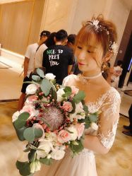 -艾米丽婚纱礼服