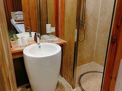 -东莞中青旅山水设计师酒店(东城万达广场店)