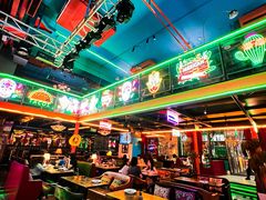 -Famous肥猫墨西哥音乐餐吧(五棵松华熙LIVE店)