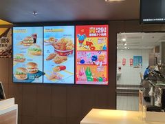 -麦当劳(国家体育场南路店)