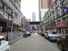 -正宁路小吃夜市