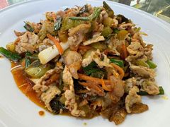 腌菜炒肉-瑞丰园庭院餐厅·白族传统家常菜