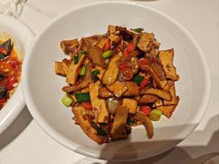 -铁胖子口碑长沙菜·龙虾烧烤(赤岗社区店)