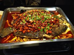 -鸣记脆皮烤鱼(铁西店)