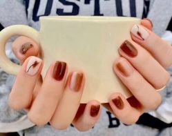 -悦指间美甲美睫