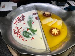 -湊湊火锅·茶憩(打浦桥日月光店)