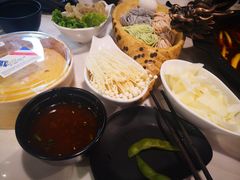 -牛魔王时尚回转餐厅