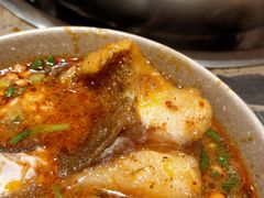 -肖肖酸萝卜鱼火锅(总店)