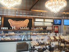 面包甜点陈列柜-牛角村(大族广场店)