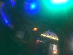 -月亮眼花园餐厅书吧酒吧