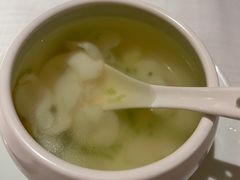 酸辣乌鱼蛋汤-悦融琥珀·京鲁菜·海味珍品(西单店)